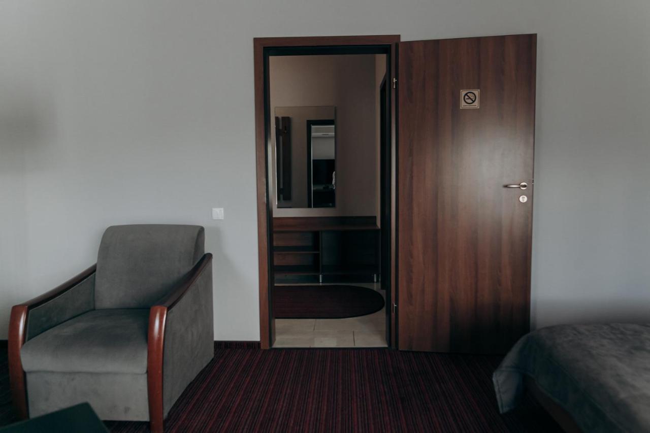 Hotel 4X4 Kolodenka ภายนอก รูปภาพ
