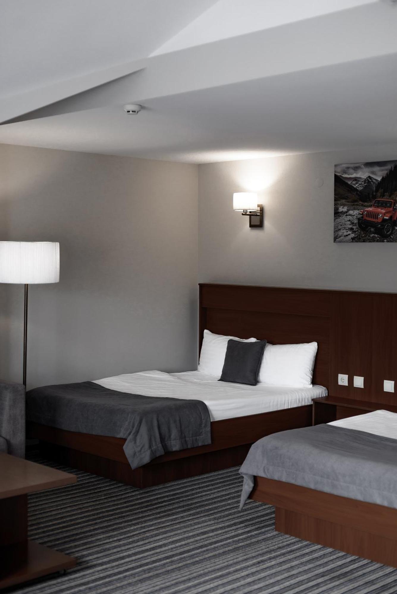 Hotel 4X4 Kolodenka ภายนอก รูปภาพ